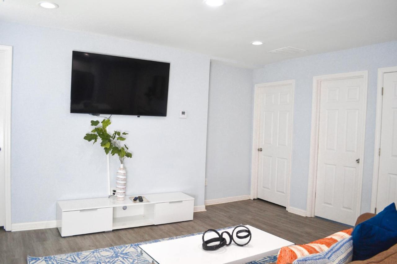Convenient Atlanta Home エクステリア 写真